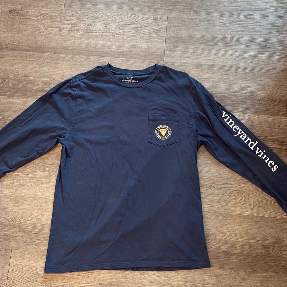 Vineyard Vines Blue Long Sleeve Tees